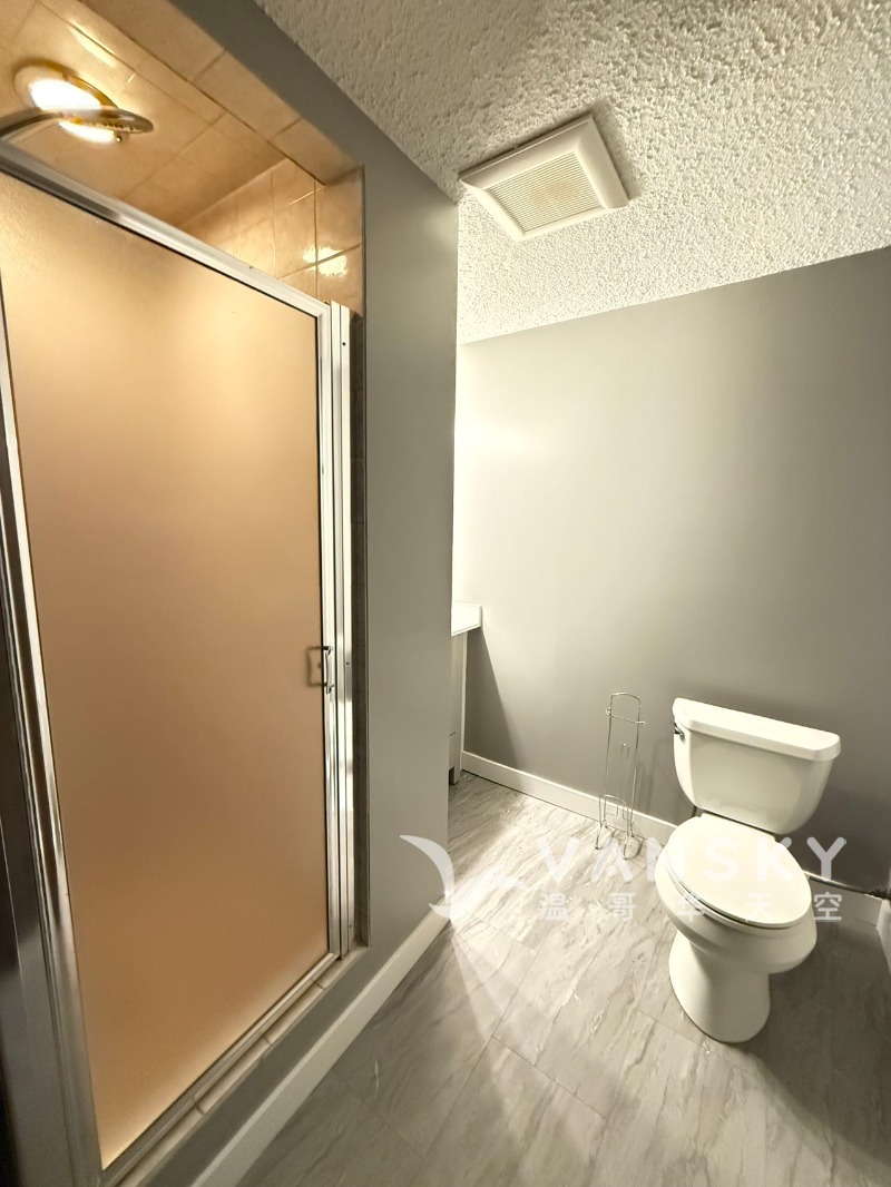 250305124226_Bathroom 1.jpg